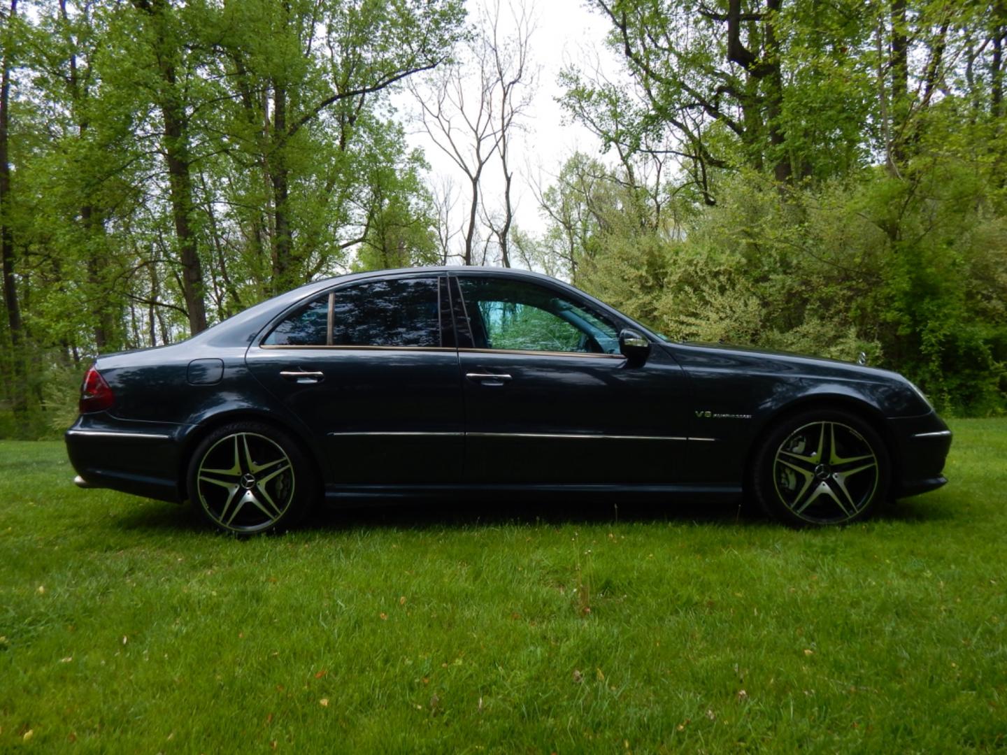 2005 Blue /Black Leather Mercedes-Benz AMG E55 AMG (WDBUF76J45A) with an 5.4L V8 SOHC 24V SUPERCHARGED engine, 5-Speed Automatic Overdrive transmission, located at 6528 Lower York Road, New Hope, PA, 18938, (215) 862-9555, 40.358707, -74.977882 - Here for sale is a super cool, very rare, 2005 Mercedes-Benz E55 AMG. Under the hood is one of Mercedes best V8's, the supercharged 5.4 liter. It puts the power to the rear wheels via an automatic 5 speed transmission equipped with push button speed shift technology. Options include: keyless entry - Photo#4